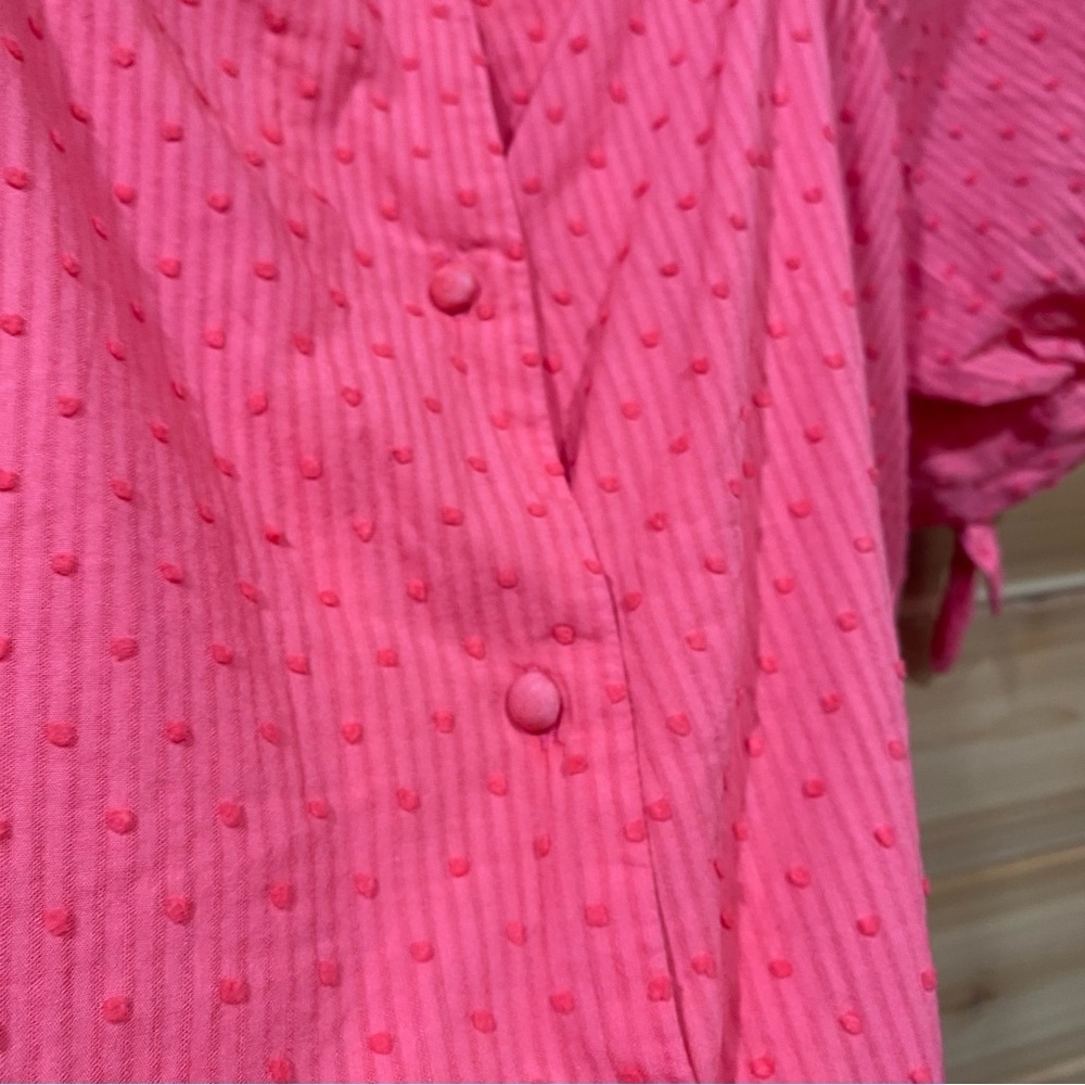 Women's Pink Puff Sleeve Swiss Dots Blouse Covered Buttons Knot Sleeve SZ Medium - Picture 5 of 10